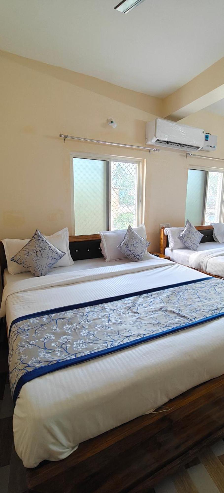 Hotel Vip Prime Puri Bagian luar foto